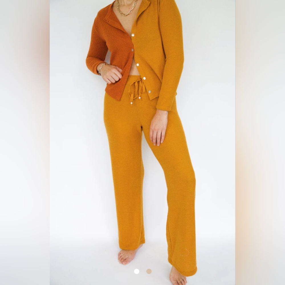 DONNI. Pants/Cardigan Sweater SET in Dijon - Sz Sm